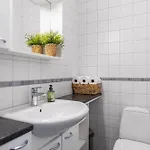 Huoneisto Tuomi *